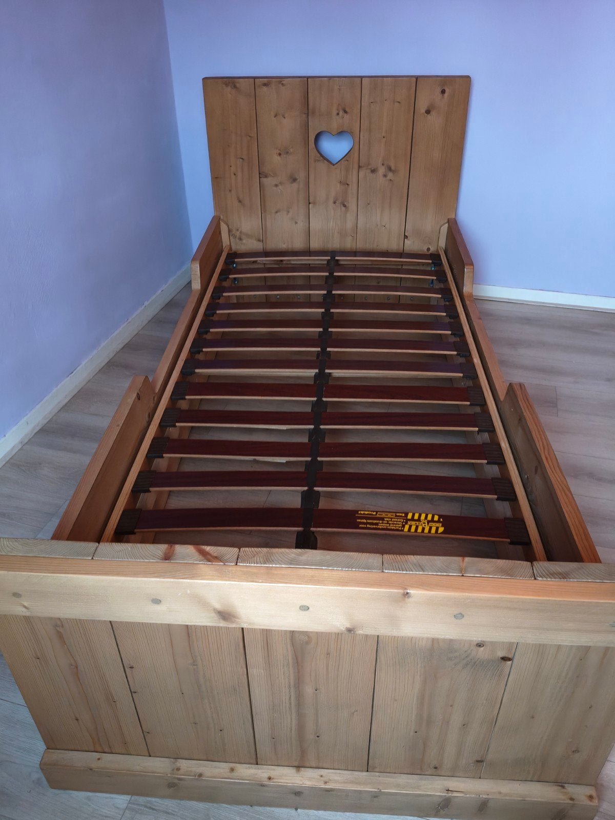 1 persoons houten bed te koop, Ophalen, Eenpersoons