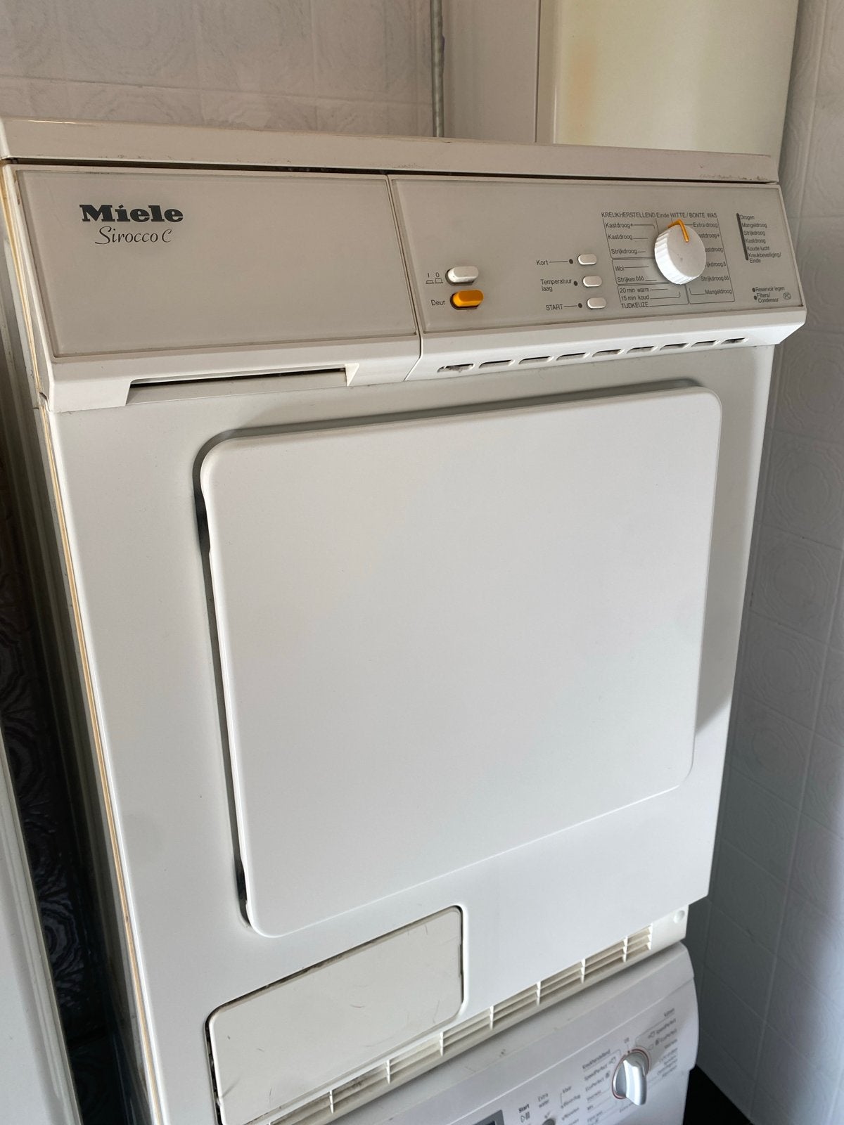 Miele wasdroger, 6 tot 8 kg, Ophalen, Luchtafvoer, 85 tot 90 cm