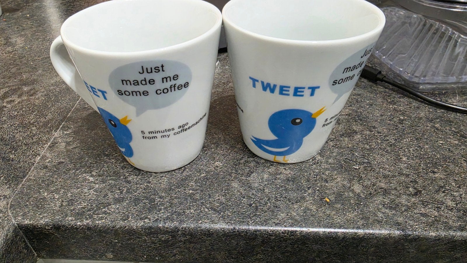 Set van 2 'Tweet' koffiemokken met grappige tekst, Ophalen of Verzenden, Steen/keramiek, Wit, Overige typen