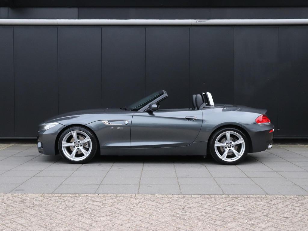 BMW Z4 Roadster sDrive18i High Executive | M SPORT | LEDER |, Auto's, BMW, Automaat, Gebruikt, Cabriolet, Bluetooth