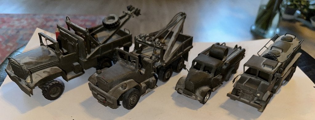 Kavel 4x Militaire Vrachtwagens WO2 Bergingstrucks 1:72, Gebruikt, 1:50 of kleiner, Truck, Ophalen