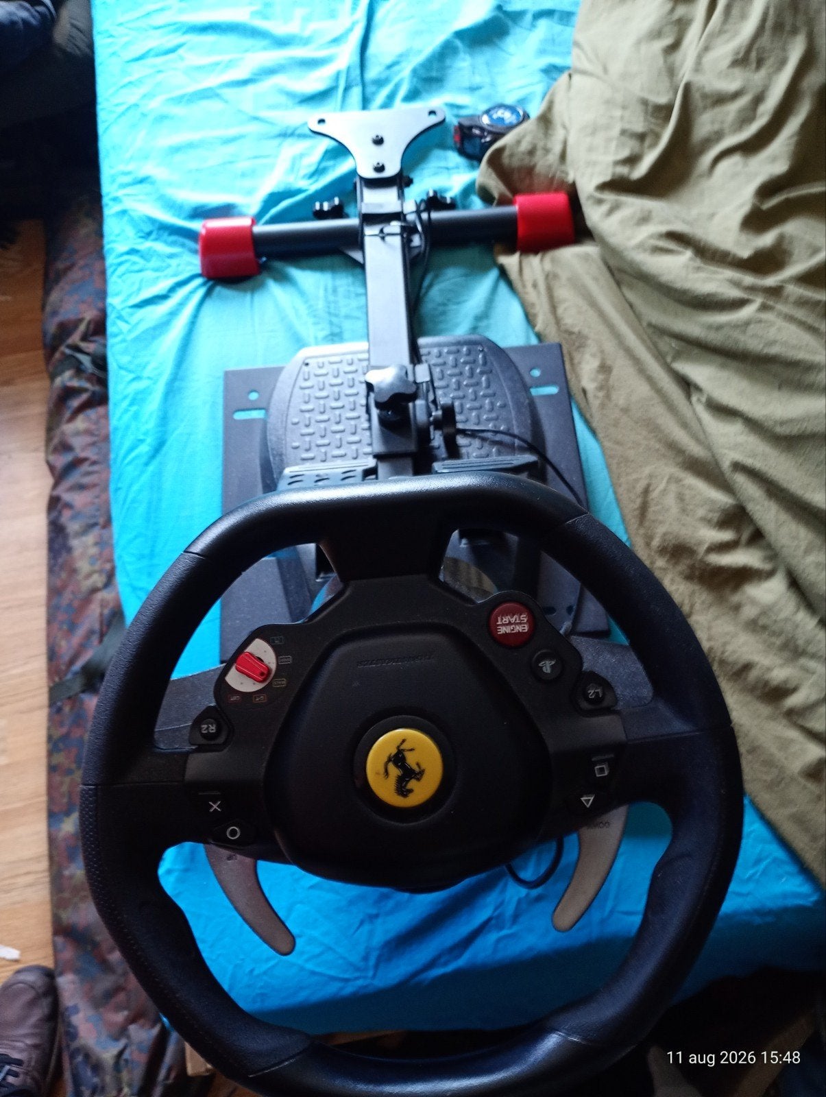 THRUSTMASTER T98-P Ferrari 296 GTB - Racestuur, Ophalen of Verzenden, Zo goed als nieuw, Stuur of Pedalen, PlayStation 4