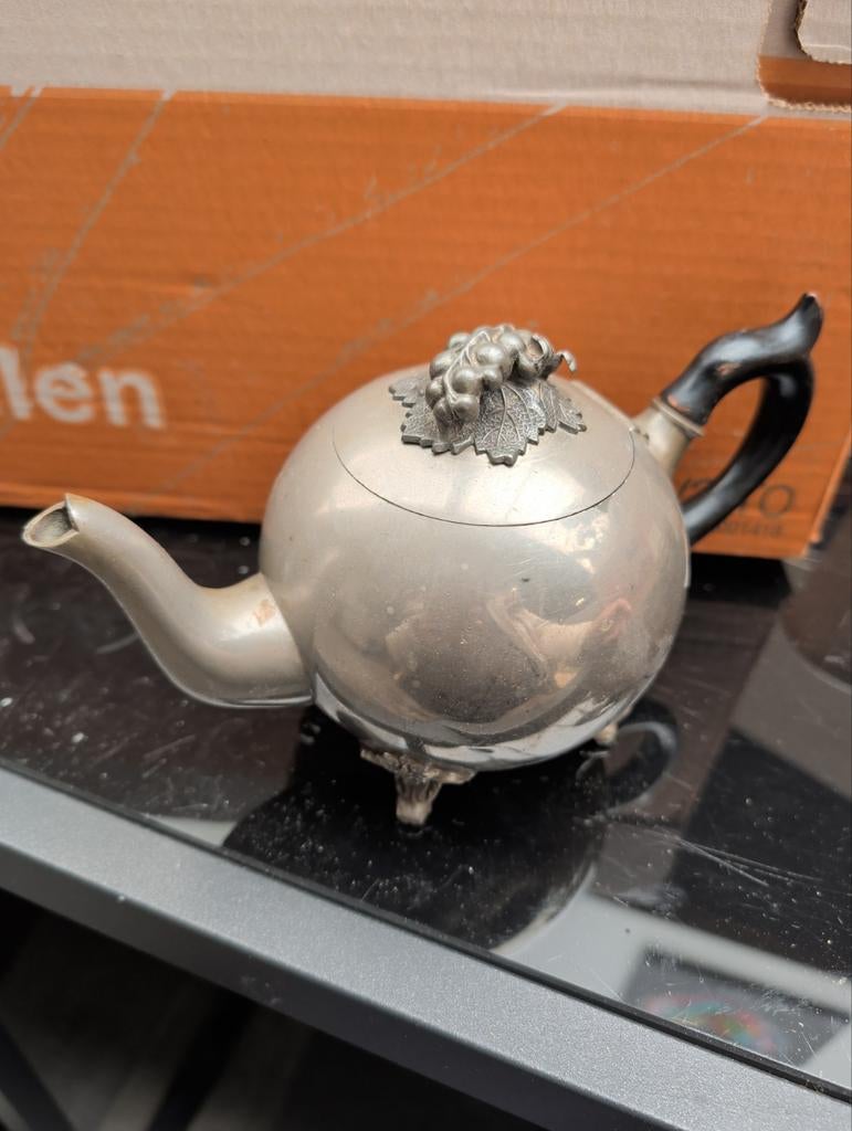 Antieke verzilverde theepot, Haarlemsche Verzilver Mij, Antiek en Kunst, Ophalen of Verzenden