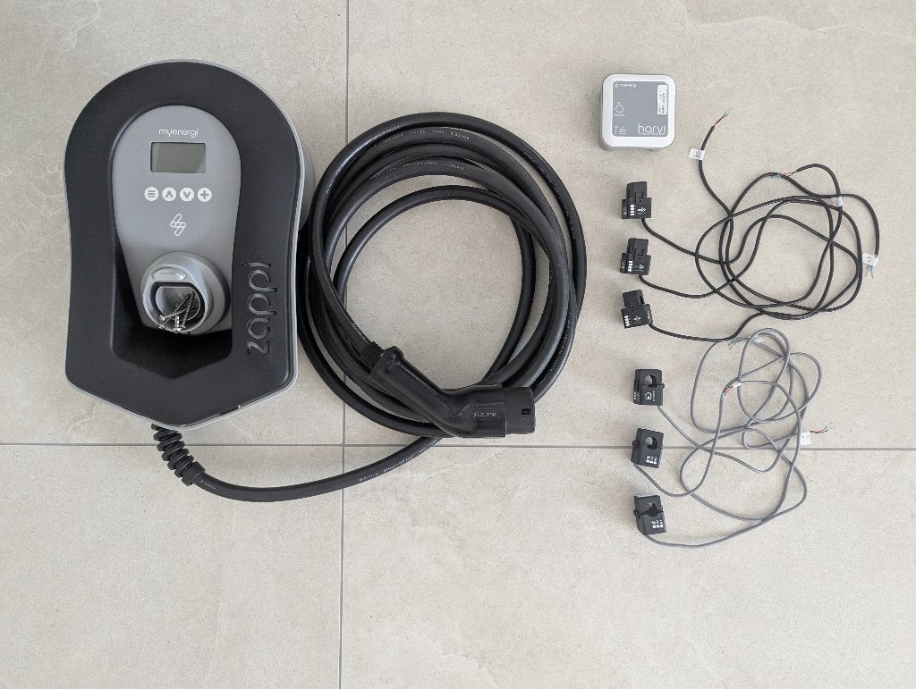 Myenergi Zappi v2.1 EV-lader, Harvi en 6 CT-klemmen, Ophalen of Verzenden, Zo goed als nieuw, Laadpaal en Laadkabel