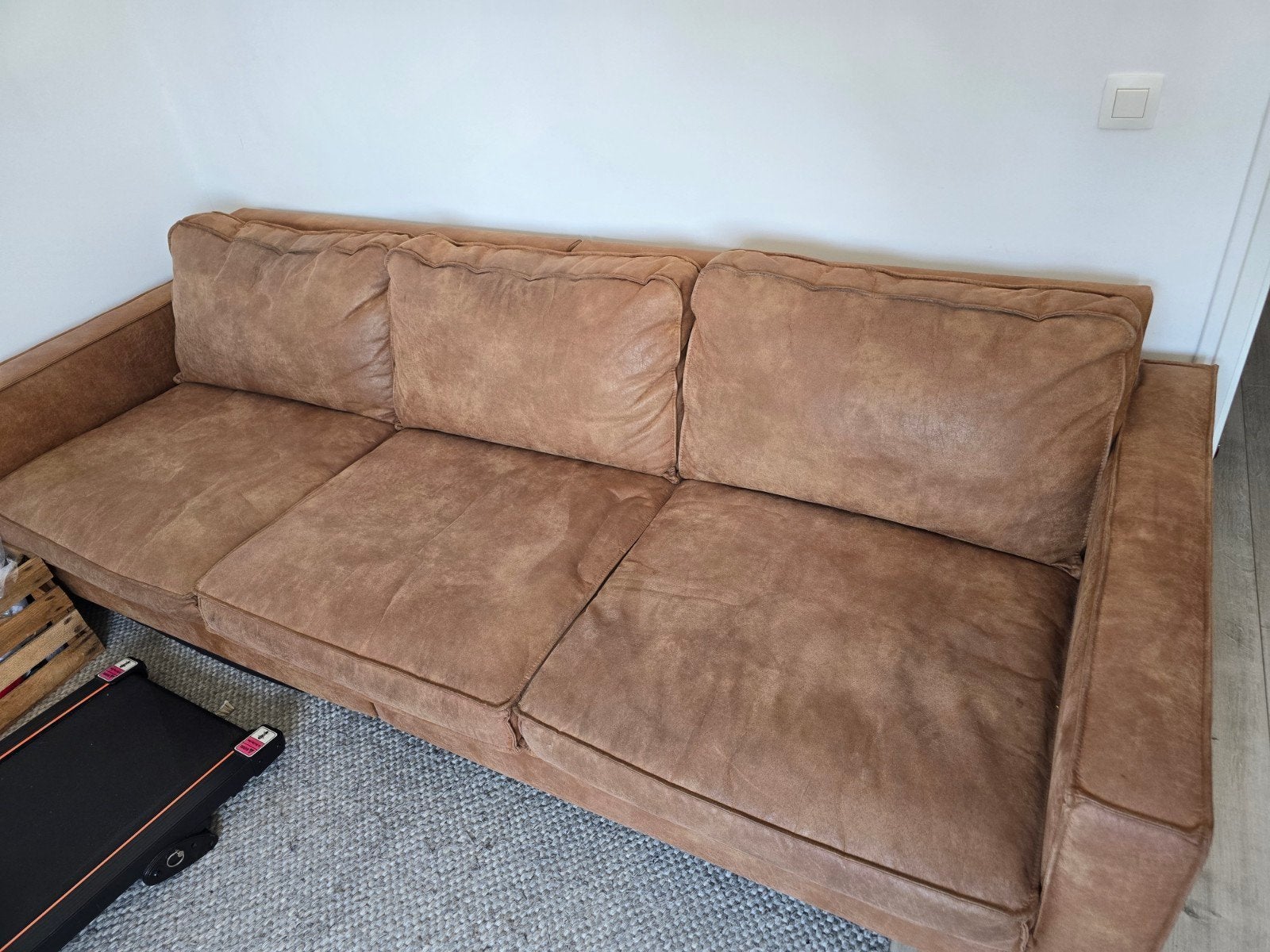 Comfortabele driezitsbank bruin, Huis en Inrichting, Banken | Bankstellen, Ophalen, Gebruikt, Driepersoons, 75 tot 100 cm