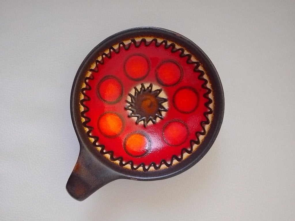 Keramische kom fat lava met handvat rood West Germany, Ophalen of Verzenden