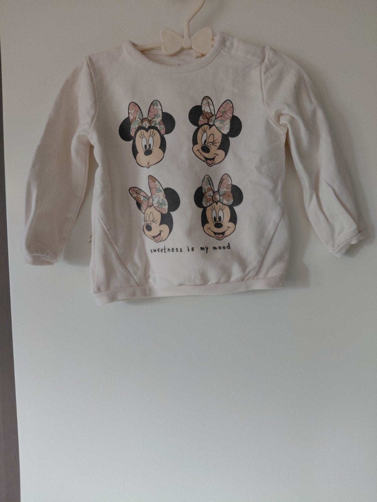 C&A Disney Minnie Mouse truitje maat 80 (9-12M), Kinderen en Baby's, Gebruikt, C&A Disney, Ophalen of Verzenden, Truitje of Vestje