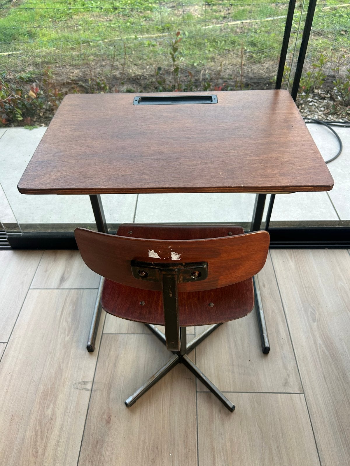 Vintage schoolbureau met stoel - Retro Marke, Antiek en Kunst, Ophalen