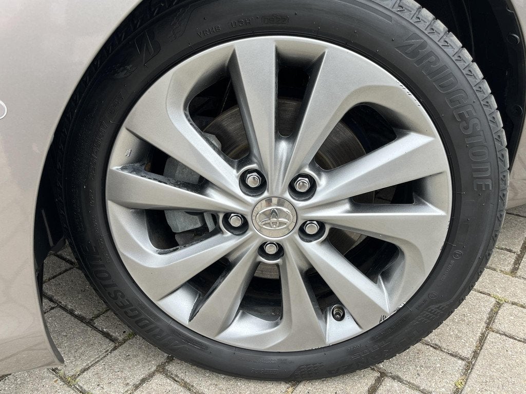 Toyota Auris 1.8 Hybrid Executive | Parkeersensoren | Trekha, Auto's, 136 pk, Gebruikt, Euro 6, 4 cilinders