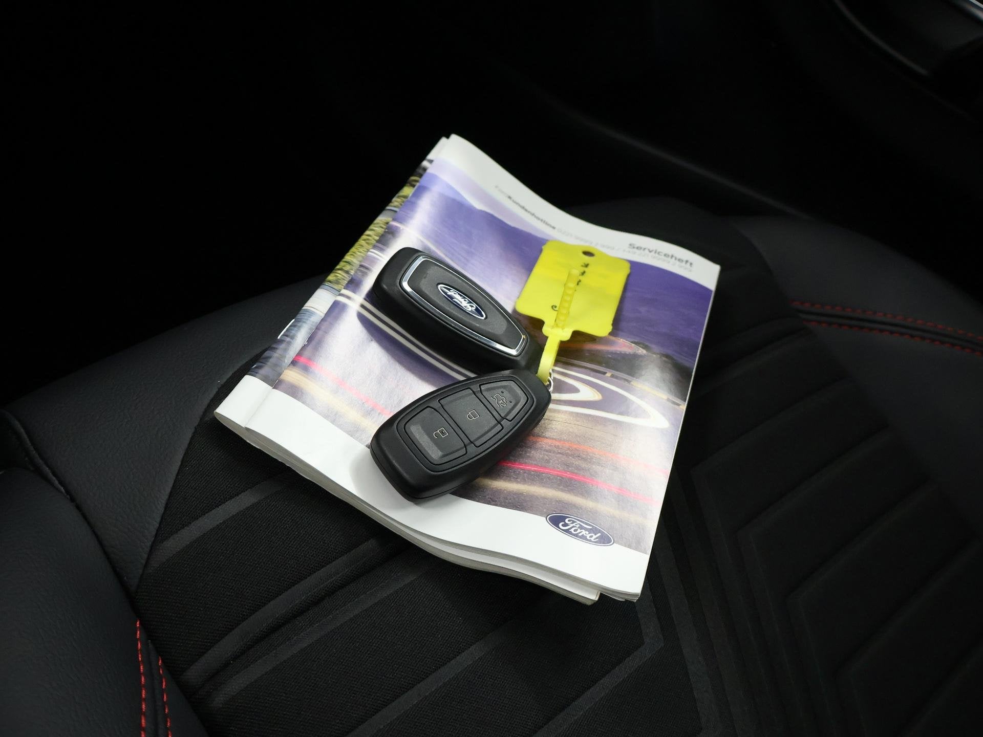 Foto 36 van Ford Puma 1.0 EcoBoost Hybrid ST-Line X | Winterpakket | Ele