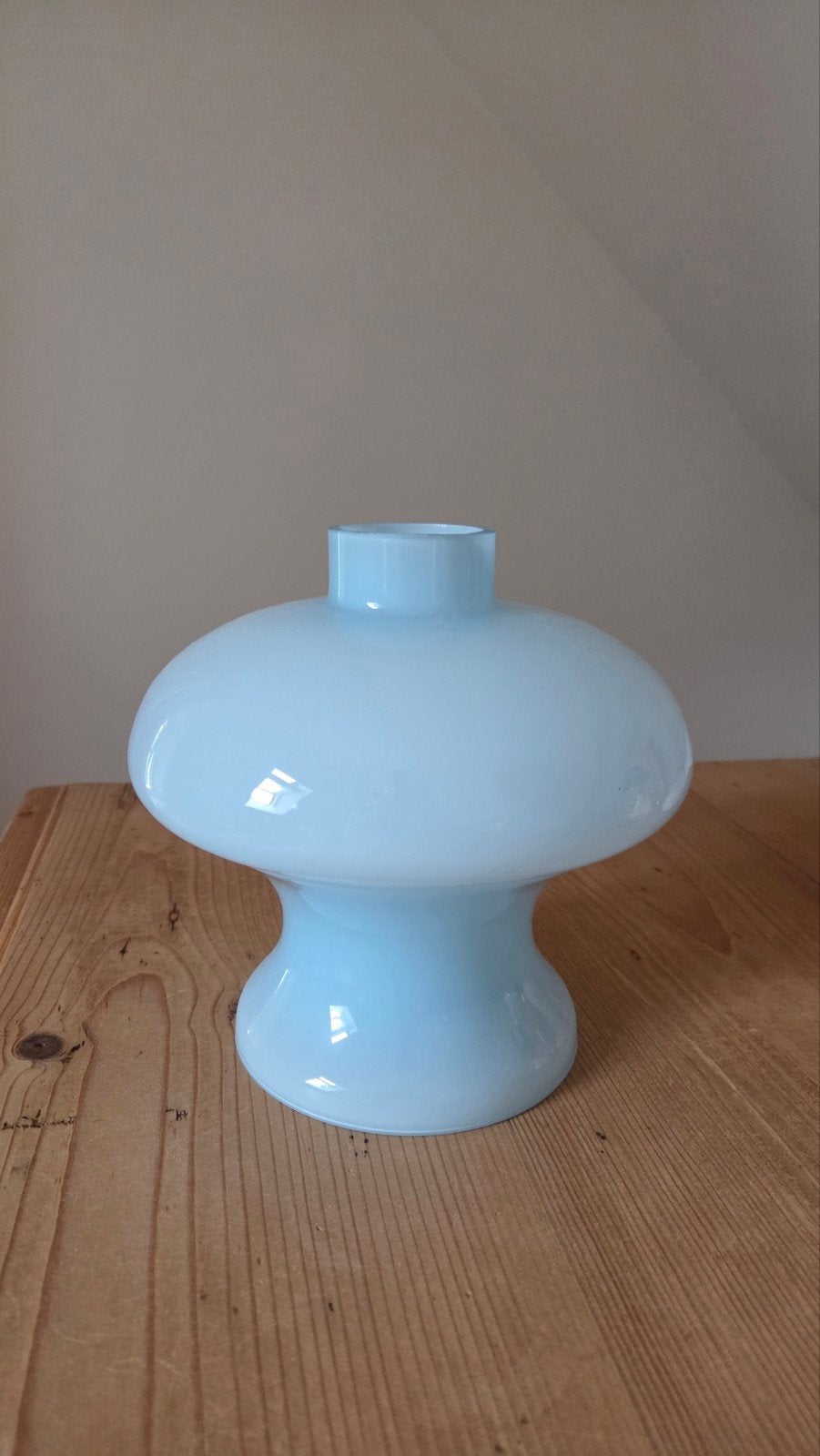 Vintage glazen lampenkap - opaline glas lichtblauw., Ophalen of Verzenden, Hanglamp, Glas