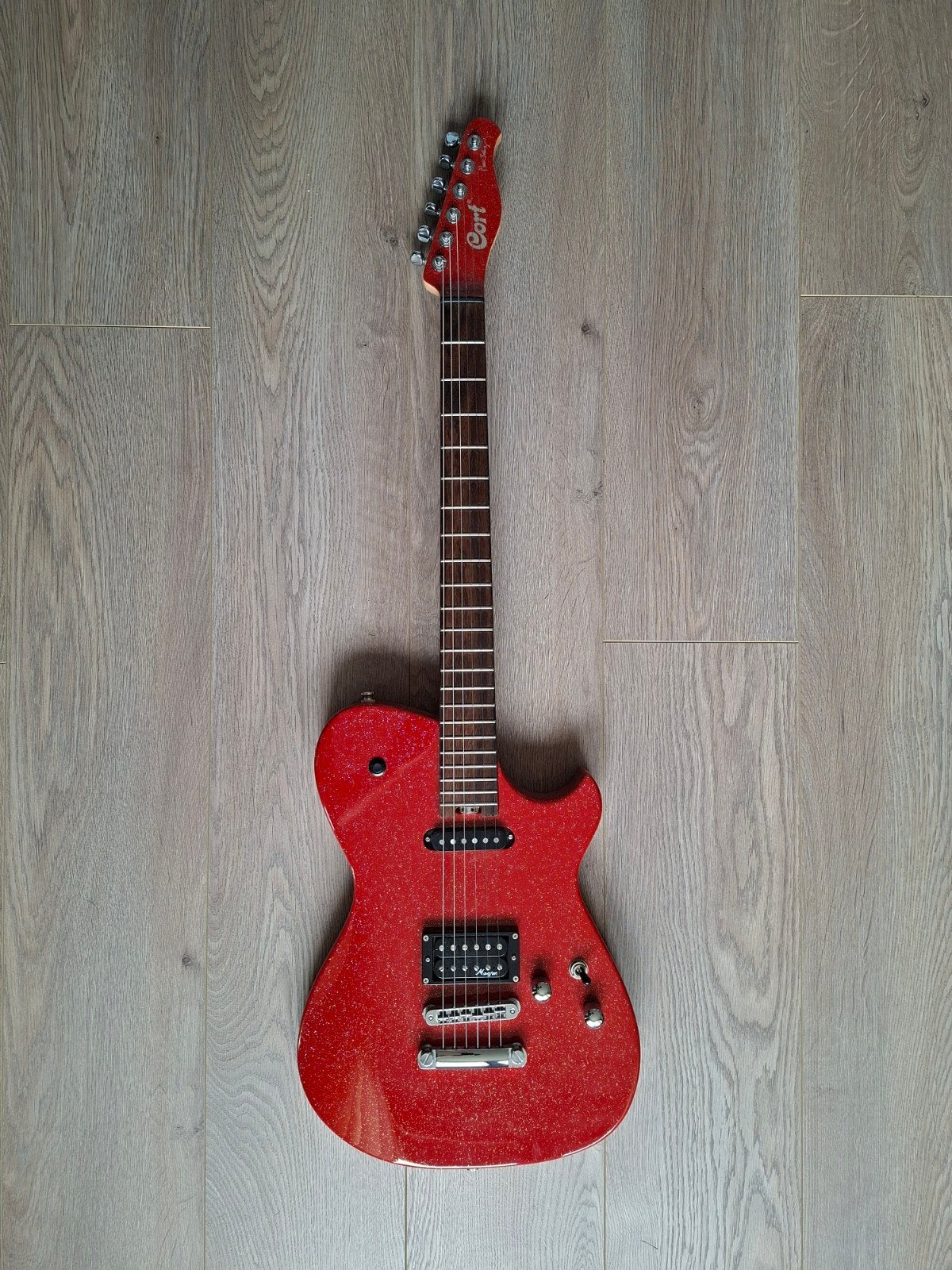 Cort MBC-1 Red Sparkle, Ophalen, Zo goed als nieuw, Solid body, Overige merken