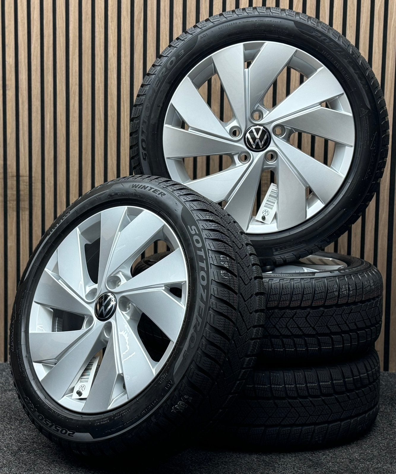 NIEUW! Originele 17 inch Golf 8 Belmont 5x112 ET46 Pirelli, Auto-onderdelen, Ophalen, ., Banden en Velgen, Nieuw