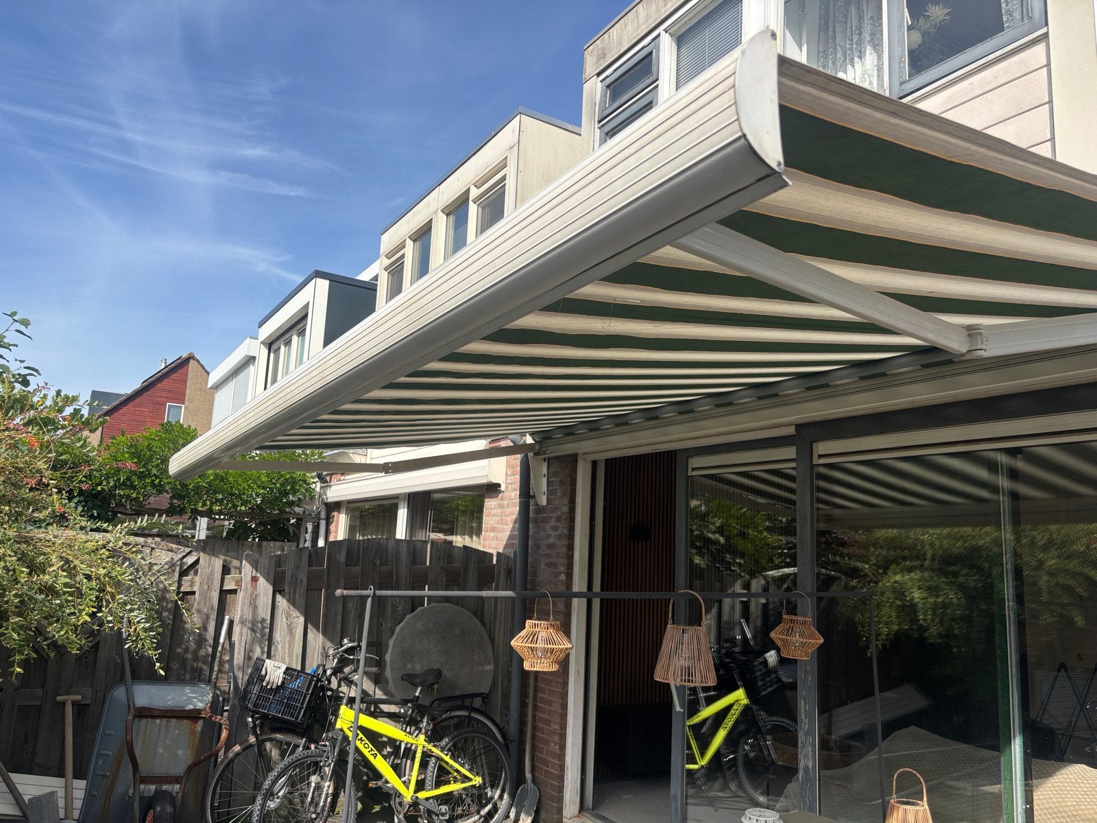 Elektrisch zonnescherm 4,50 x 2,50 m, Tuin en Terras, Ophalen, Gebruikt, 450 cm of meer, Elektrisch