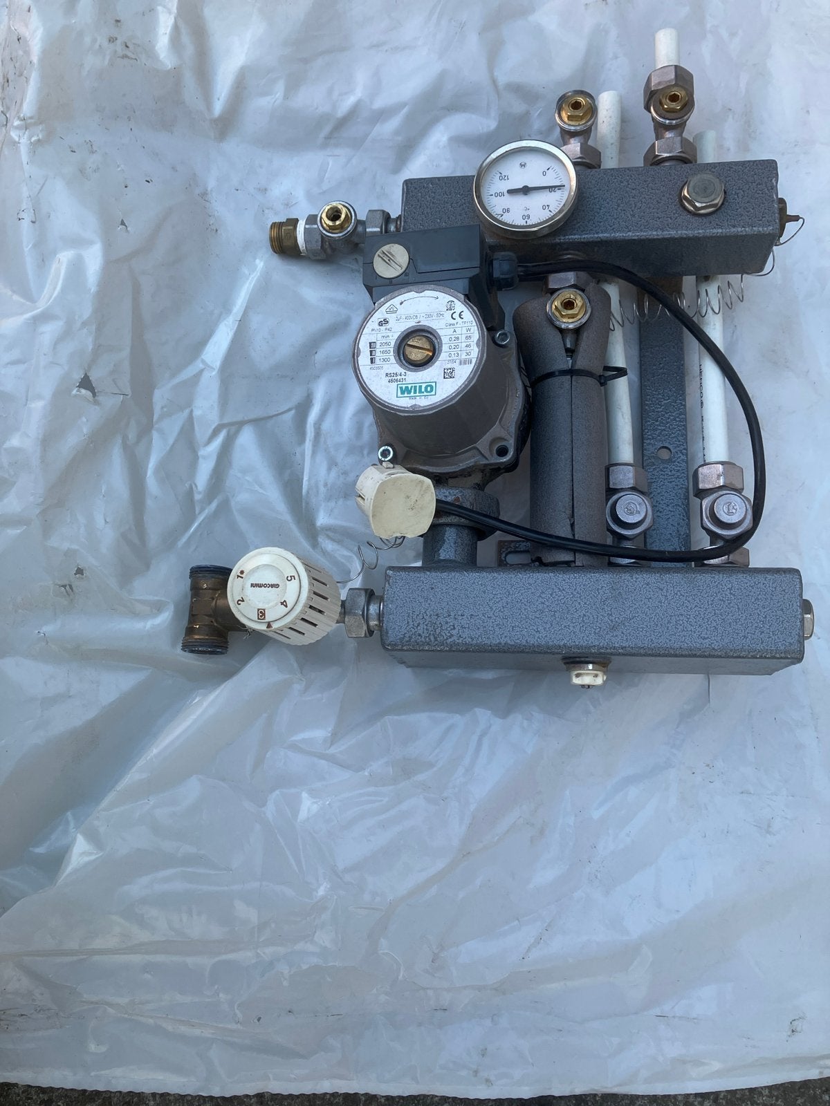 Wilo RS25/4-3 vloerverwarmingspomp met verdeler, Ophalen of Verzenden, Gebruikt, Minder dan 200 watt, Overige typen