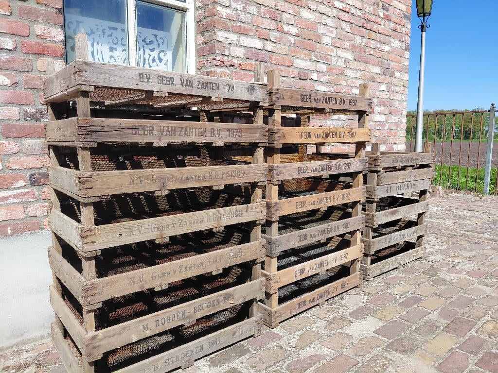 JARIG? let op! fruitkisten zeldzaam met data aanduiding!, Huis en Inrichting, Woonaccessoires | Kisten, Ophalen, Gebruikt, Minder dan 50 cm