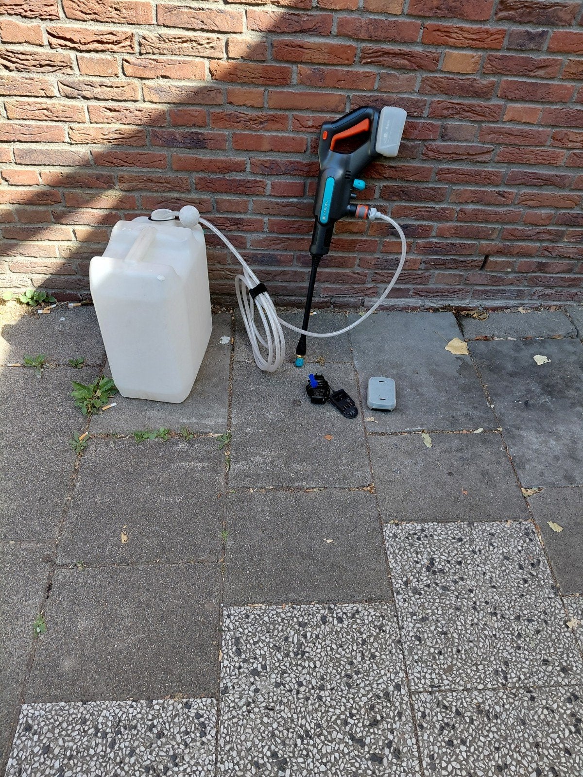 Accu hogedrukreiniger met 2 accu's en 40L watertank, Ophalen of Verzenden, Gebruikt, Accu, Gardena