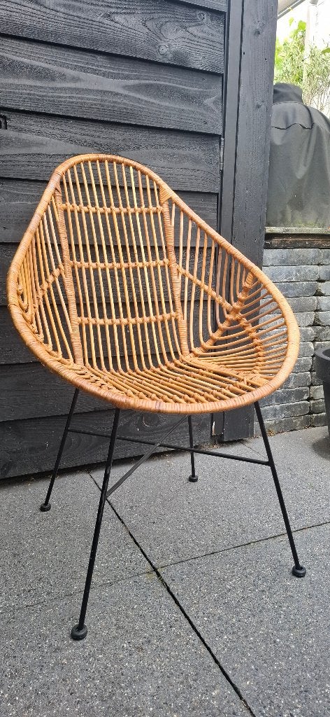 Rotan fauteuil., Huis en Inrichting, Fauteuils, Ophalen, Zo goed als nieuw, Rotan., 50 tot 75 cm