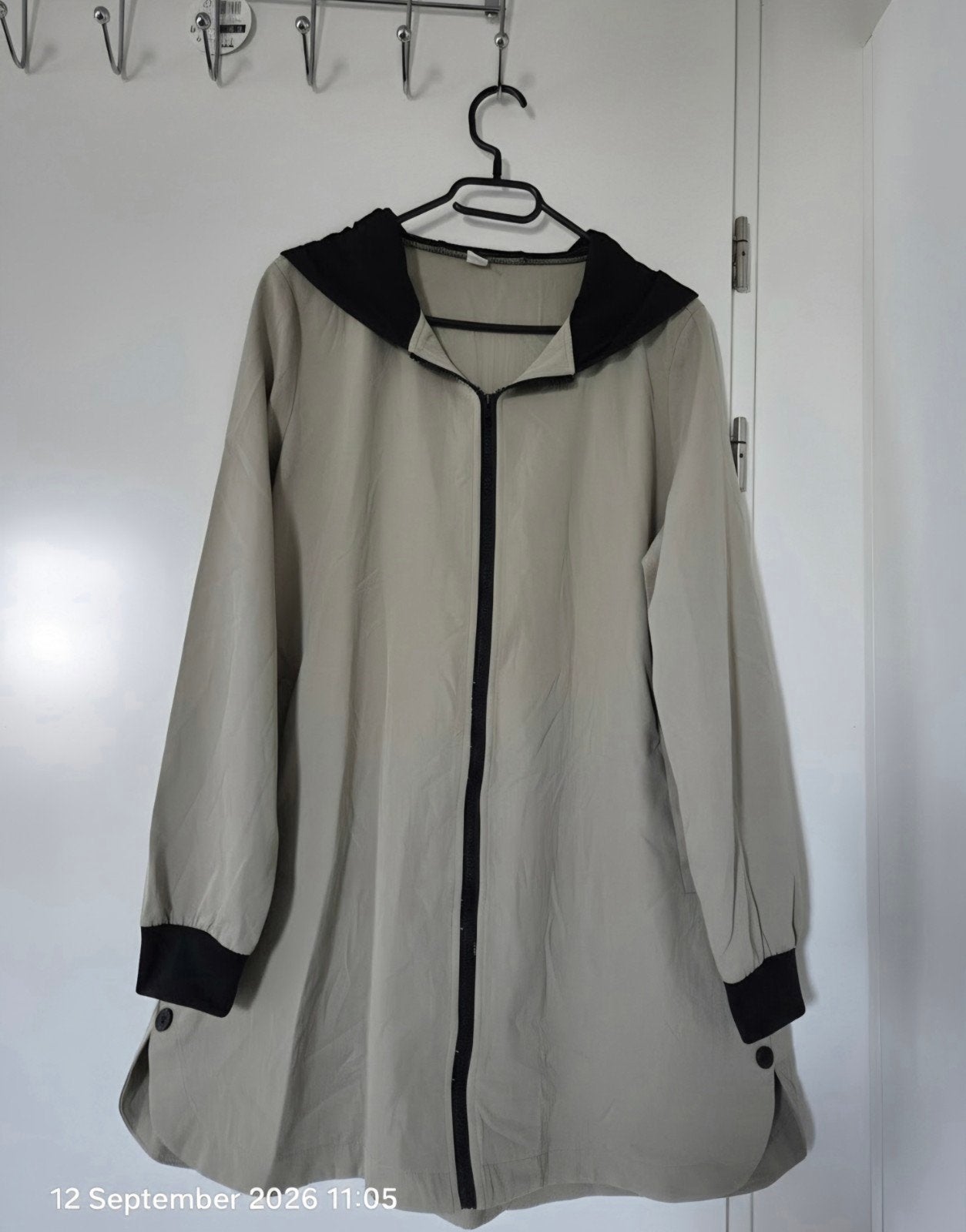 Light Olive Green Casual Hooded JacketA very popular, stylis, Ophalen of Verzenden, Zo goed als nieuw, Maat 42/44 (L), Groen
