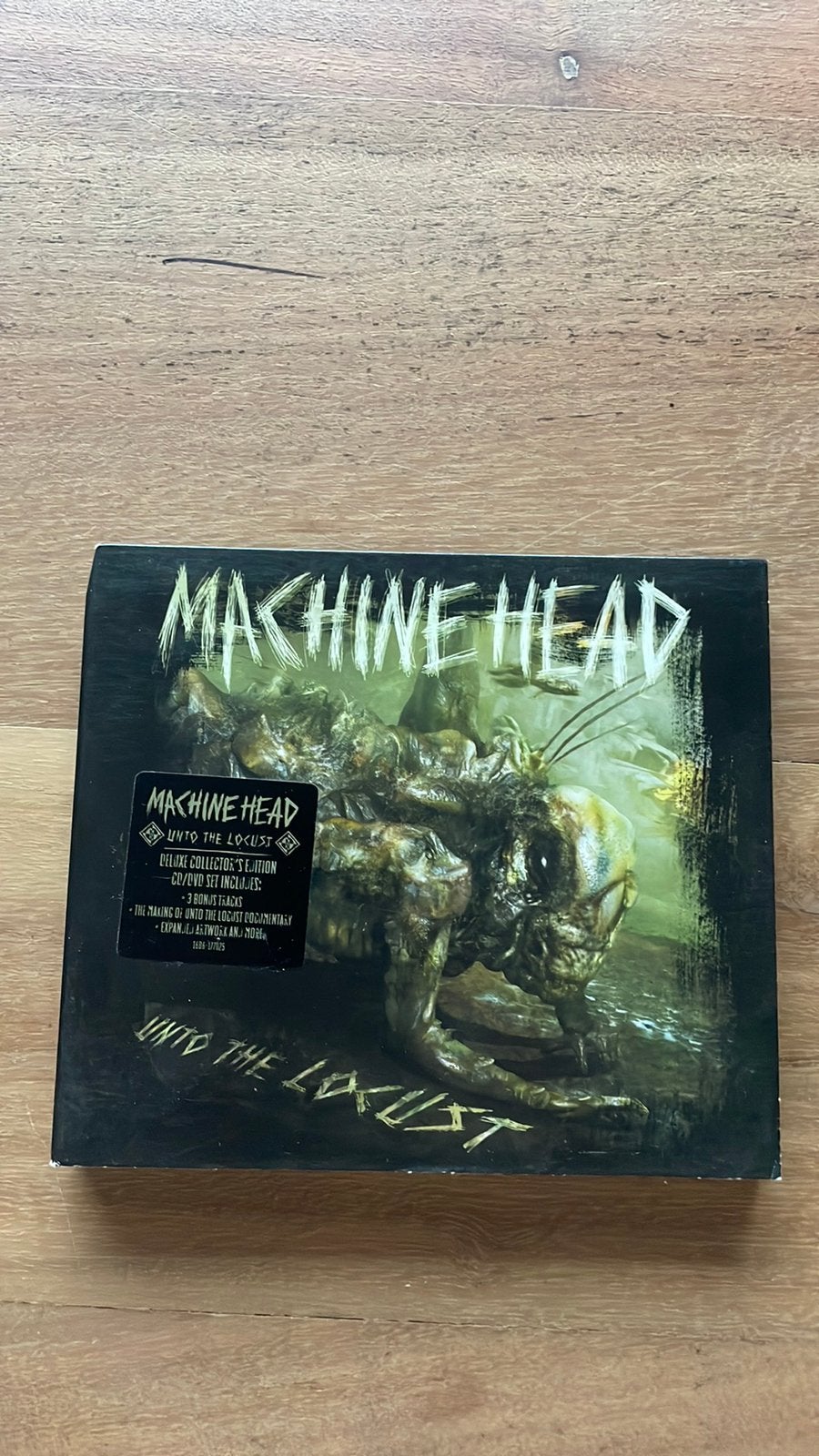 Machine Head - Unto The Locust Ltd CD+DVD Digipak 2011, Cd's en Dvd's, Cd's | Hardrock en Metal, Ophalen of Verzenden, Zo goed als nieuw