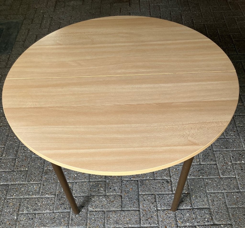 Ovale tafel, tot rond inklapbaar. Afm, resp: 135 of 100 cm ., Huis en Inrichting, Tafels | Eettafels, Ophalen, Gebruikt, Rond