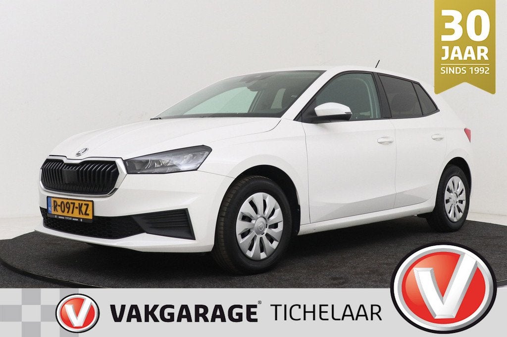 Skoda Fabia 1.0 TSI Ambition | Org NL | CarPlay | PDC | Crui, Voorwielaandrijving, Stof, 95 pk, 1051 kg