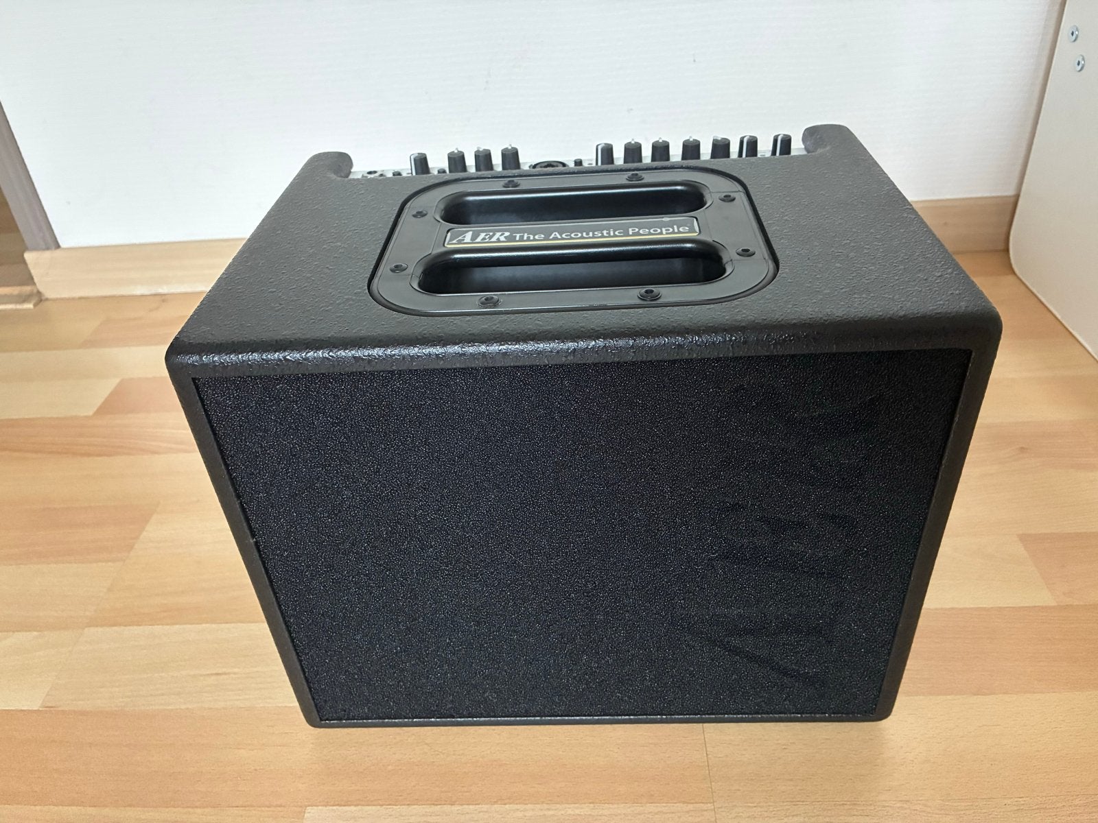 AER Compact 60/3 TE Tommy Emmanuel Signature Akoestische Ver, Ophalen, Zo goed als nieuw, Gitaar, 50 tot 100 watt