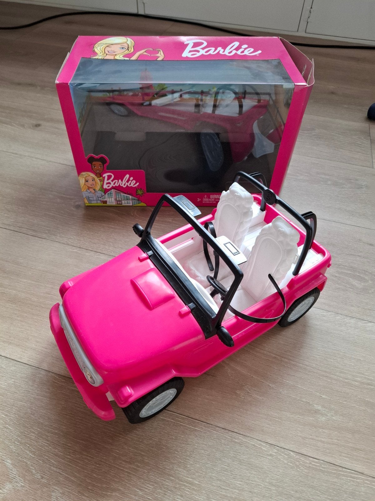 Auto barbie in originele doos, Kinderen en Baby's, Zo goed als nieuw