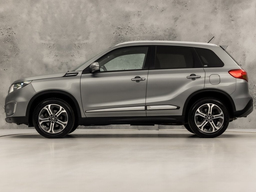 Suzuki Vitara 1.6 High Executive (PANORAMADAK, NAVIGATIE, CA, Auto's, Suzuki, Voorwielaandrijving, 12 maanden, 4 cilinders, 400 kg