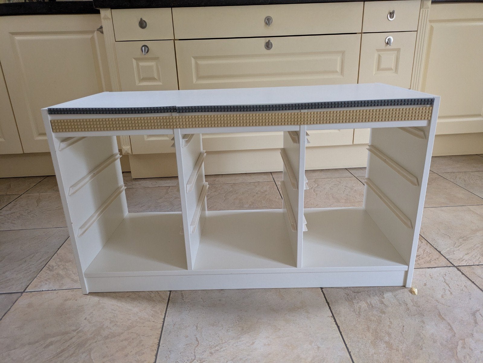 IKEA Trofast kast met 3  vakken. voor 9 bakken, Ophalen, Gebruikt, 75 tot 100 cm, Minder dan 50 cm