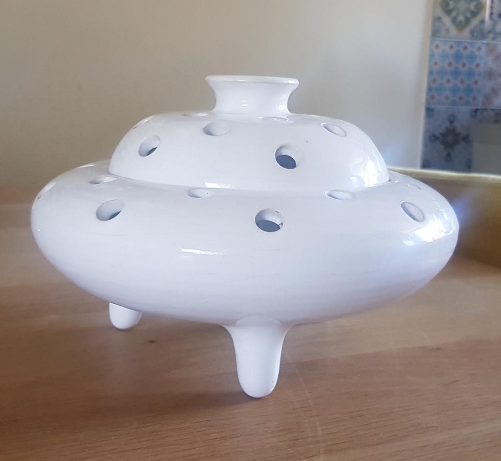 Witte keramische bloembollenschaal / decoratieve schaal, Ophalen of Verzenden
