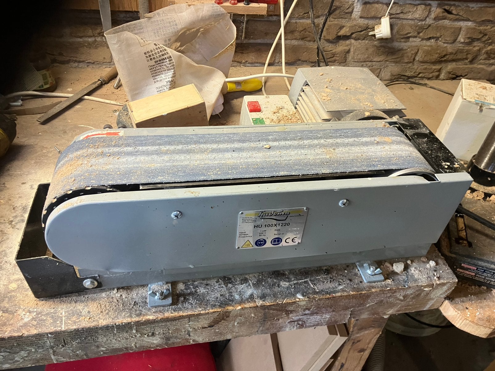 Huvema bandschuurmachine, Ophalen, 1200 watt of meer, Bandschuurmachine