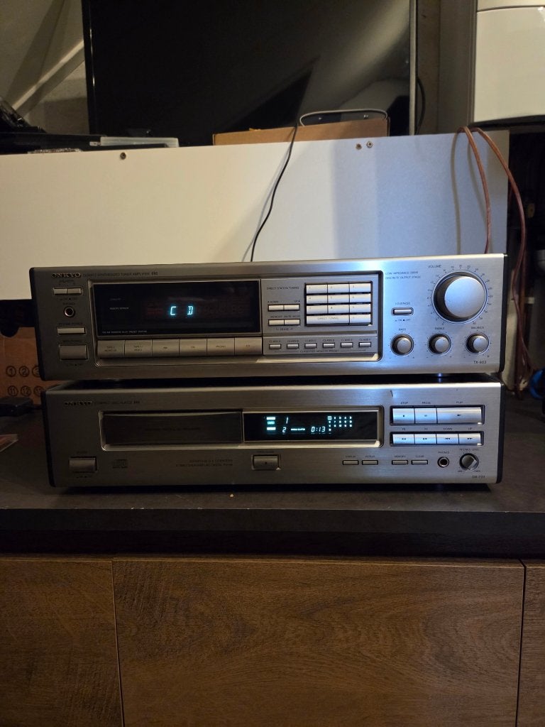 Onkyo R1 Receiver TX-903 met Onkyo R1 Cd speler DX-701, Losse componenten, Zo goed als nieuw, Tuner of Radio, Ophalen