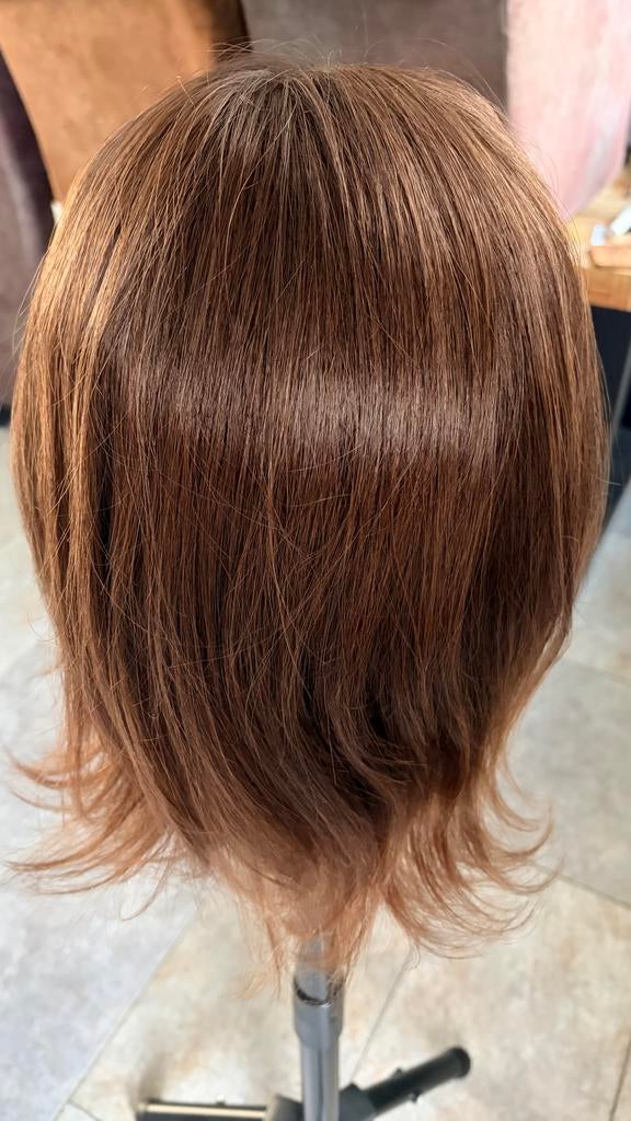 Synthetisch Haarwerk/Pruik - Natuurlijk Bruin - Maat L, Ophalen of Verzenden, Zo goed als nieuw, Pruik of Haarverlenging