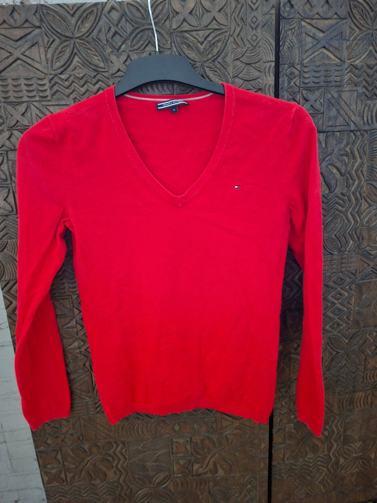 Tommy Hilfiger rode V-hals trui - Maat XS, Ophalen of Verzenden, Zo goed als nieuw, Maat 34 (XS) of kleiner, Rood