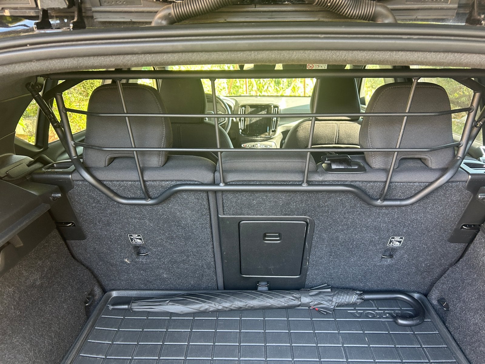 Veligheidsrek hondenrek Staal Volvo XC40 EX40, Auto diversen, Dakdragers, Ophalen, Zo goed als nieuw