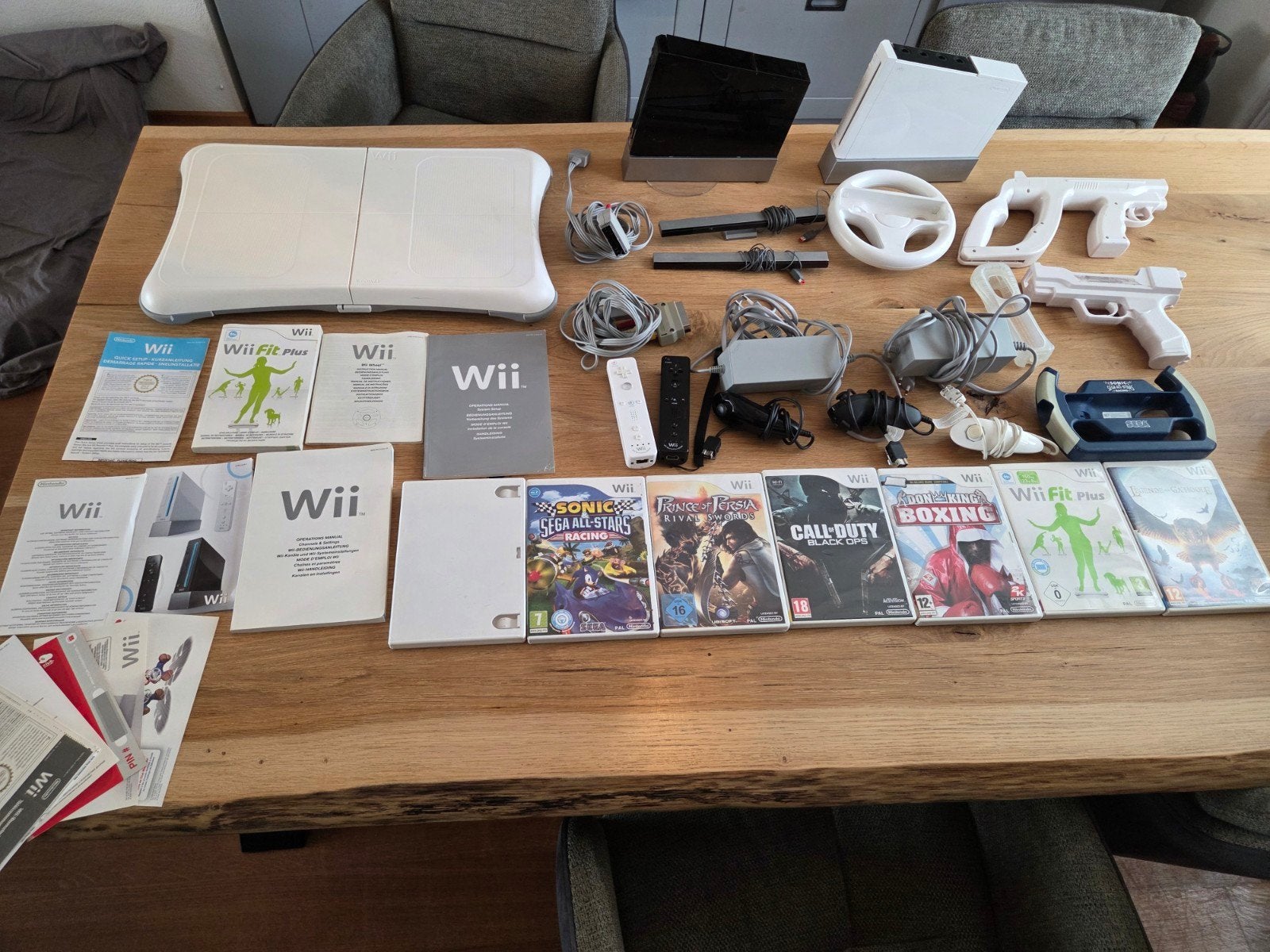 2 wii's met games en meer, Spelcomputers en Games, Ophalen of Verzenden, Gebruikt