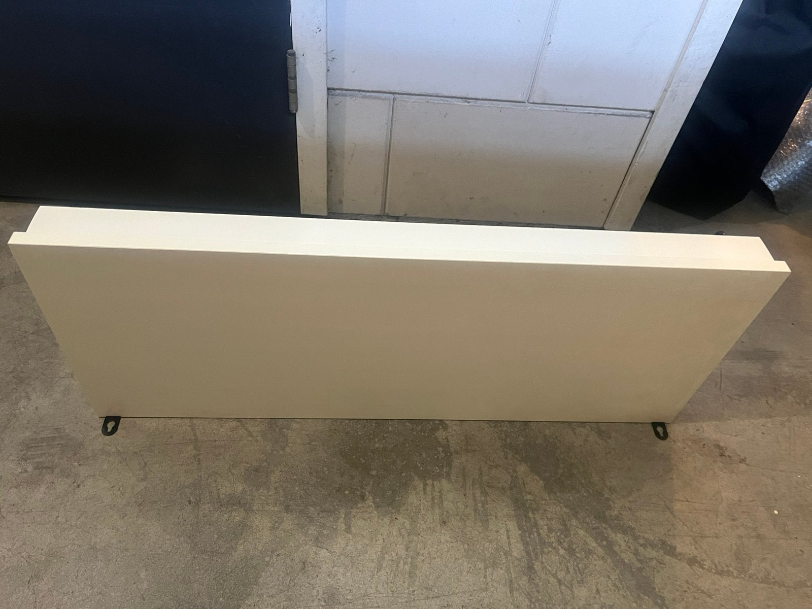 Wall coat hanger, Ophalen, Zo goed als nieuw, Minder dan 60 cm, Radiator