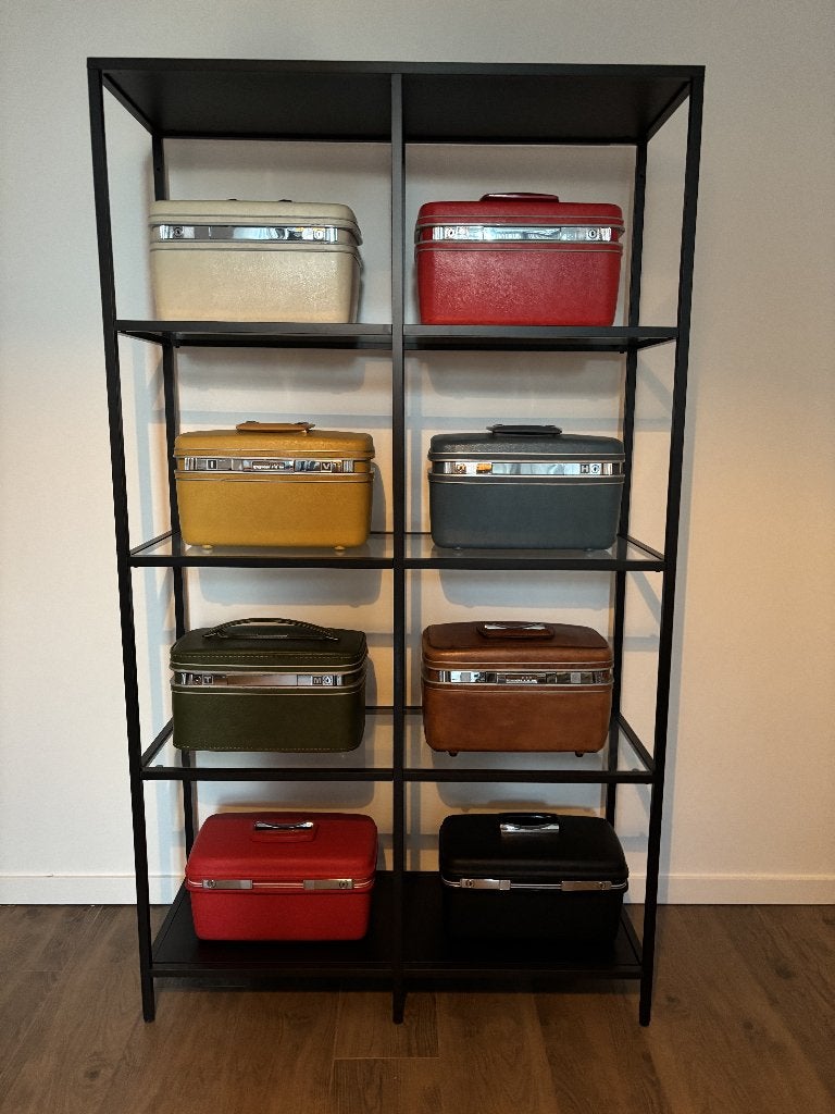 Beauty (case) kast, Ophalen