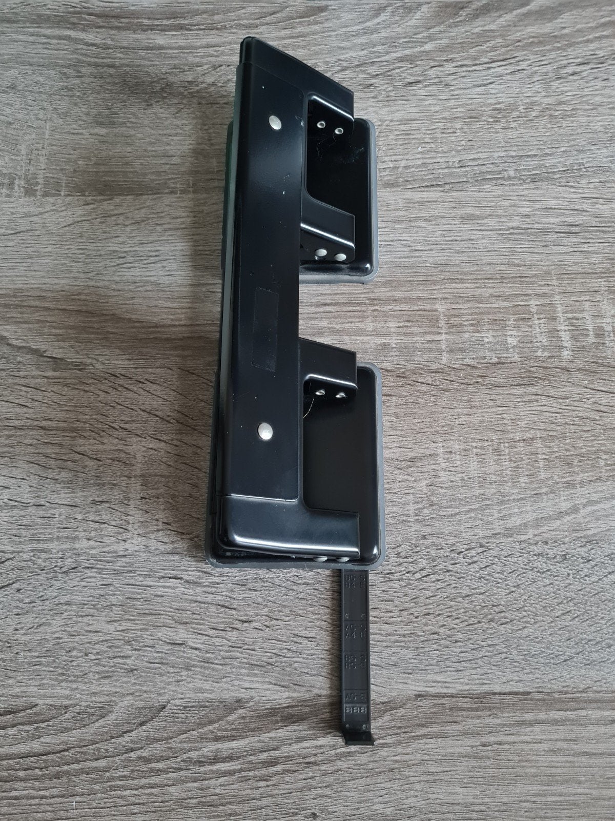 Zwarte perforator - 4 gaats - voor kantoor of thuis, Ophalen, Gebruikt