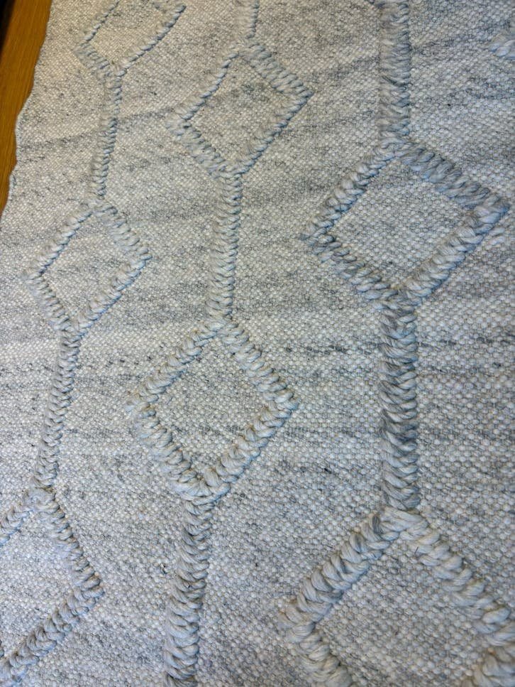 Grijs vloerkleed met patroon, 200 cm of meer, Ophalen of Verzenden, Zo goed als nieuw, 200 cm of meer