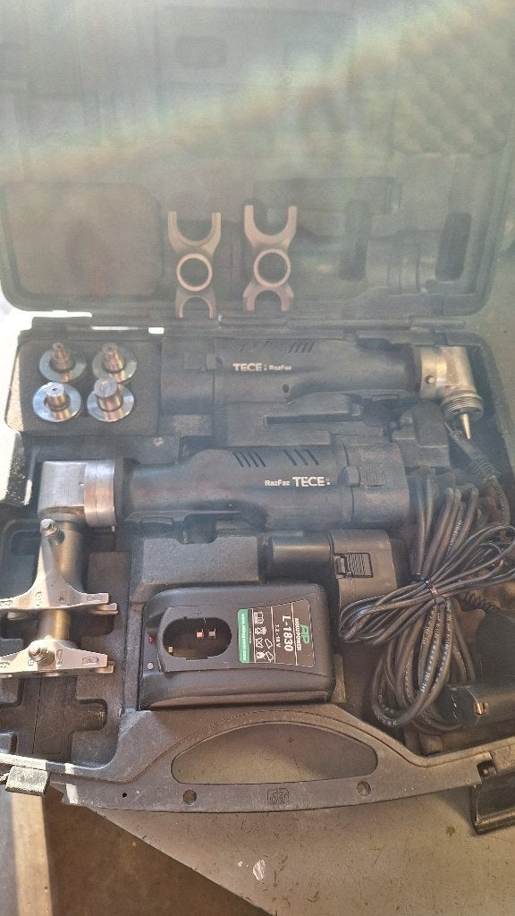 TeCe TC RAZFAZ Accu Optromptang en accu Schuiftang, Auto diversen, ., Ophalen of Verzenden, Zo goed als nieuw, .