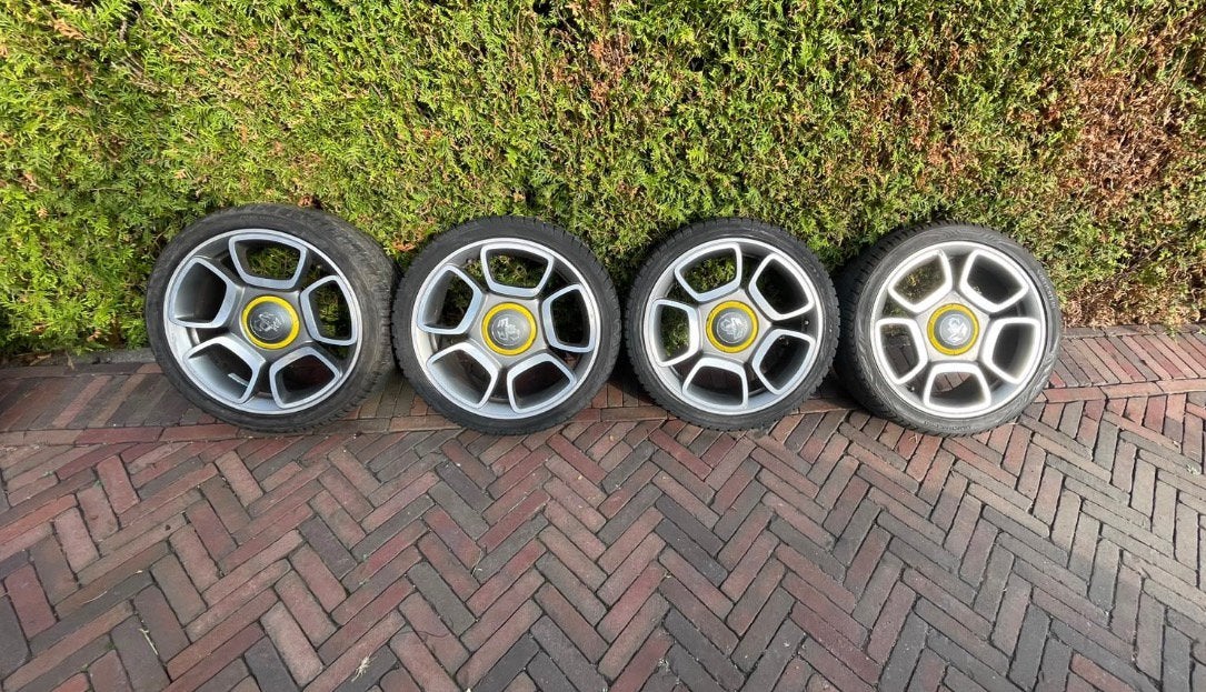 Fiat 500 abarth mugello velgen 2 setjes, 17 inch, Ophalen, 215 mm, Velg(en), 17 inch