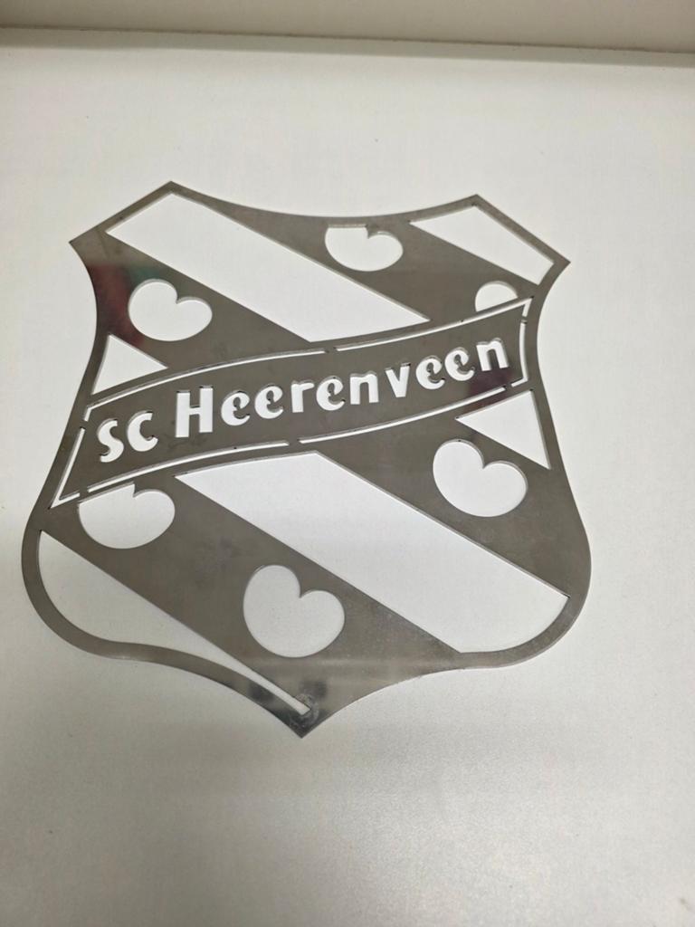 Mooi metalen wanddecoratie SC HEERENVEEN, Ophalen of Verzenden, Nieuw, Overige binnenlandse clubs, Overige typen