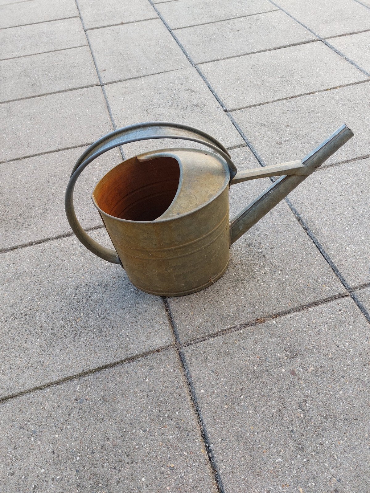 Vintage metalen gieter voor tuin of decoratie, Ophalen of Verzenden, Gebruikt, Metaal