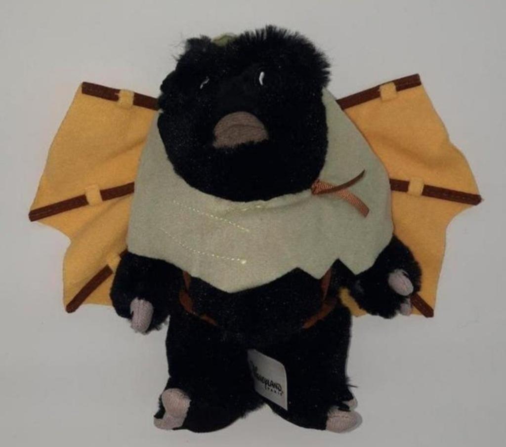 Star Wars Ewok Tokkat met vleugels knuffel Disneyland 20cm, Ophalen of Verzenden, Zo goed als nieuw, Actiefiguurtje