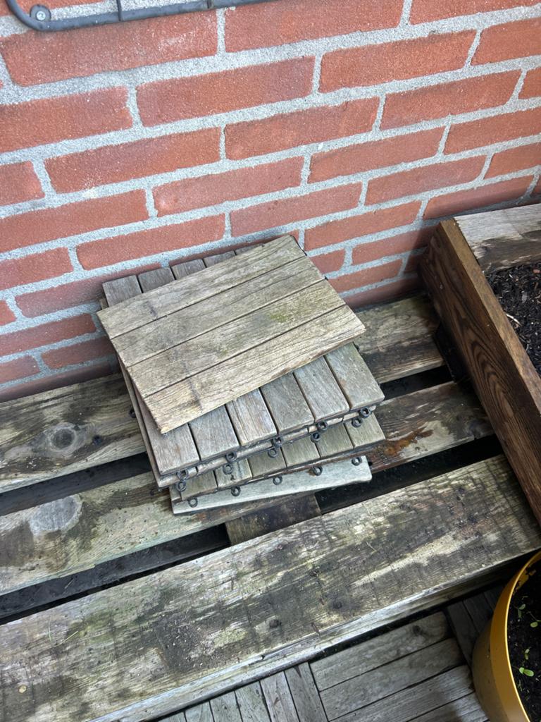 Terras tegels Gratis op te halen, Ophalen, Zo goed als nieuw, Hout