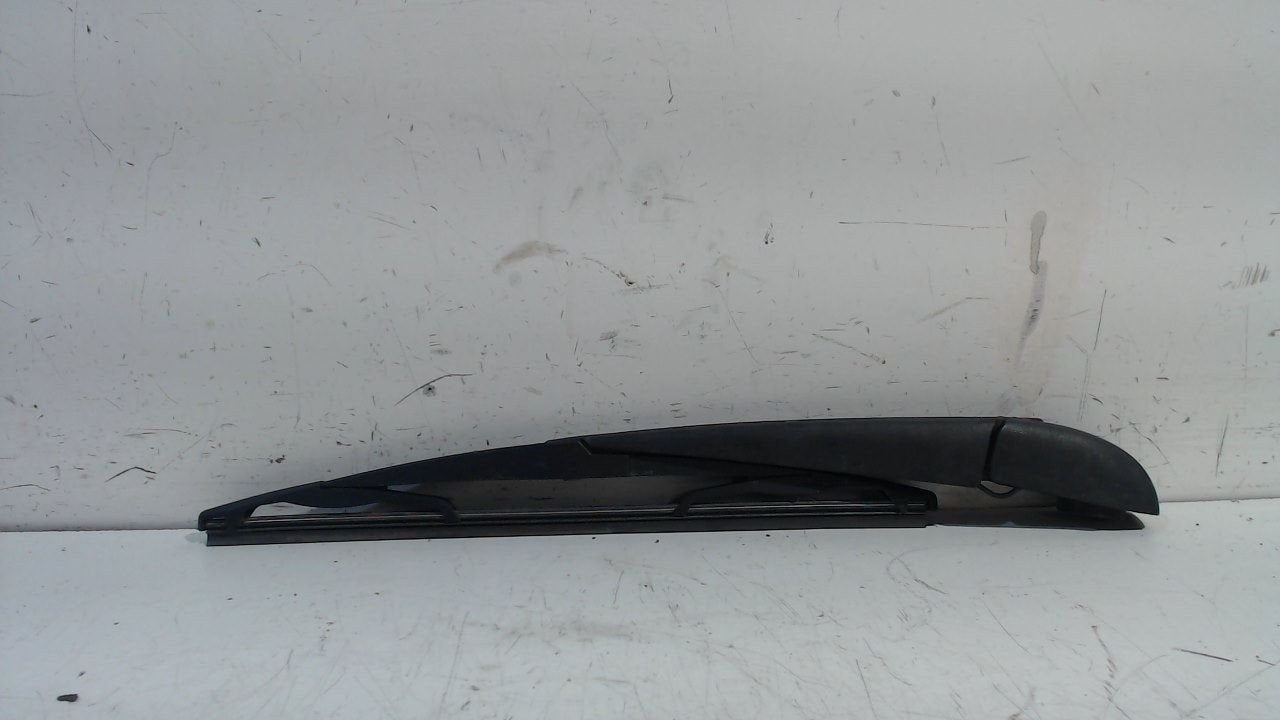 Ruitenwisserarm achterruit Peugeot 108, Onderdelen@venauto.nl, Van der Ven Autorecycling B.V., Gebruikt, Ettenseweg 76, 4706 PB Roosendaal, The Netherlands