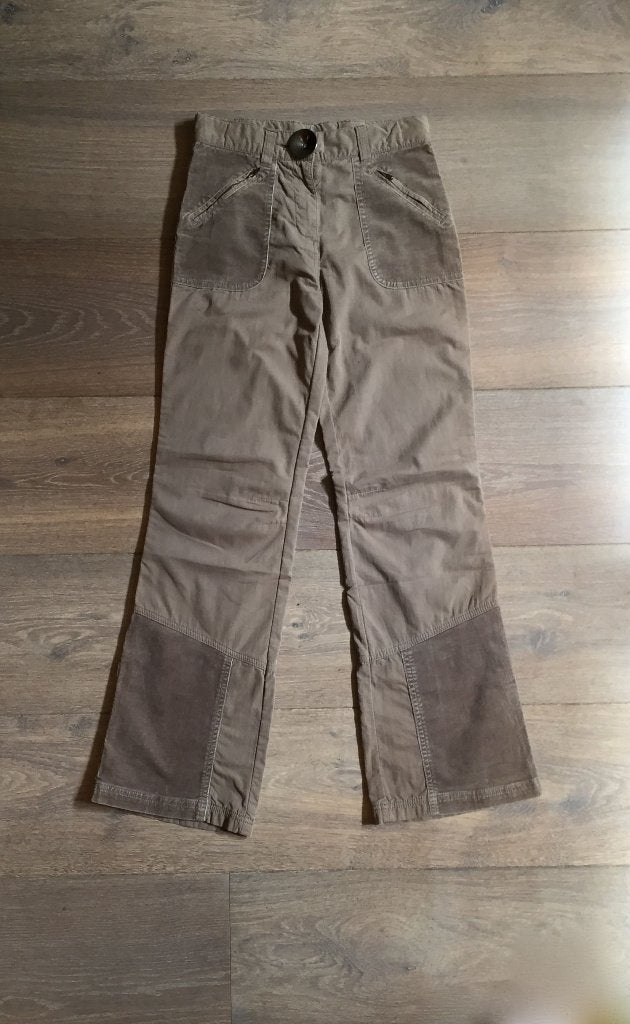 IZGS: bruine broek met wijde pijpen; glad/ribcord mt 152-158, Broek, Gebruikt, Meisje, Okaidi