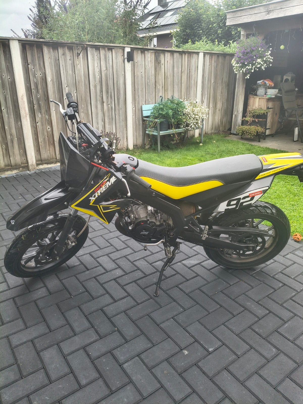 Derbi senda extreme limited edition 2016, Ophalen